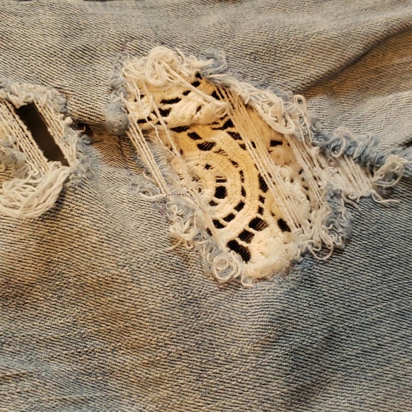 GUC Free People Distressed Jeans, Size 26 - Picture 5 of 9